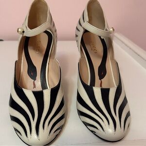 Gucci Zebra Stripe Heels in Black and Cream - Box and Dust Bag Included